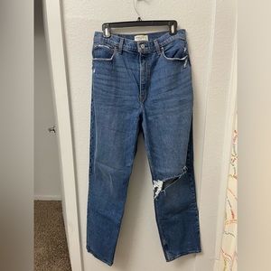 Abercrombie The 90s Straight Ultra High Rise Jean Curve Love